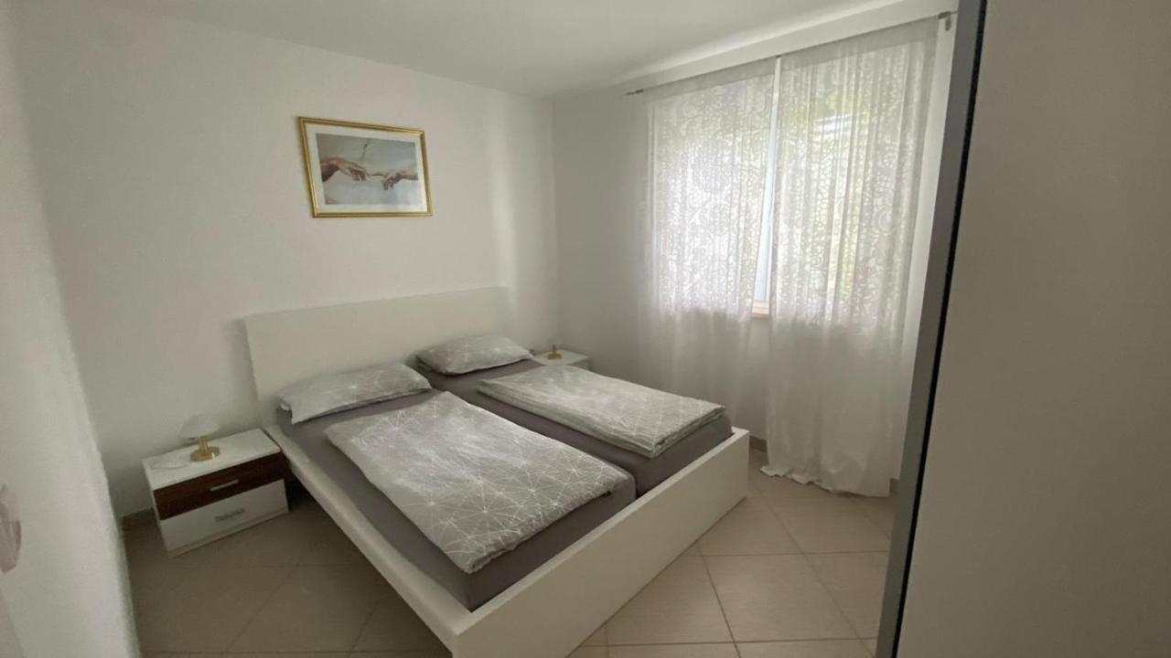 Vila Luca Island Krk / Malinska Luaran gambar